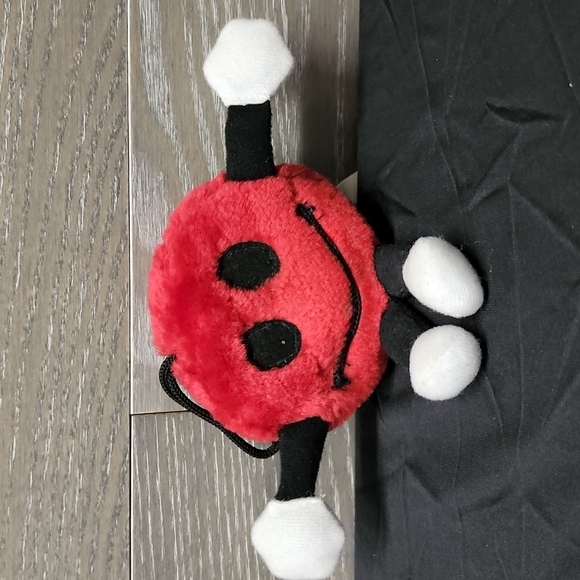 Miniature red M&M hanging plush - Picture 1 of 2